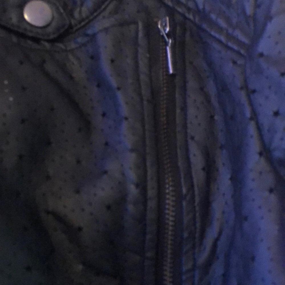 Jacket 🎀 - Picture 4 of 5